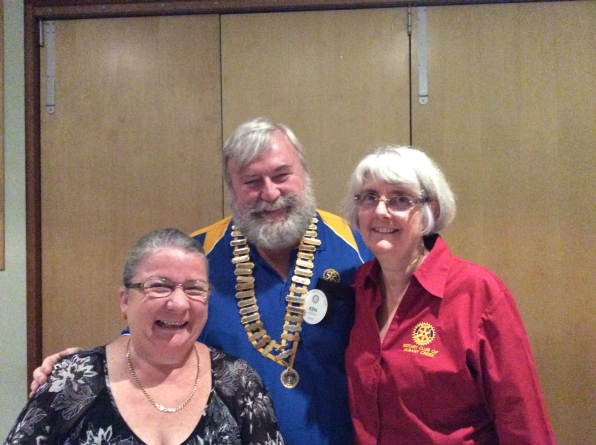 Jan Williams with Rotary Club of Albany Creek Members 2016