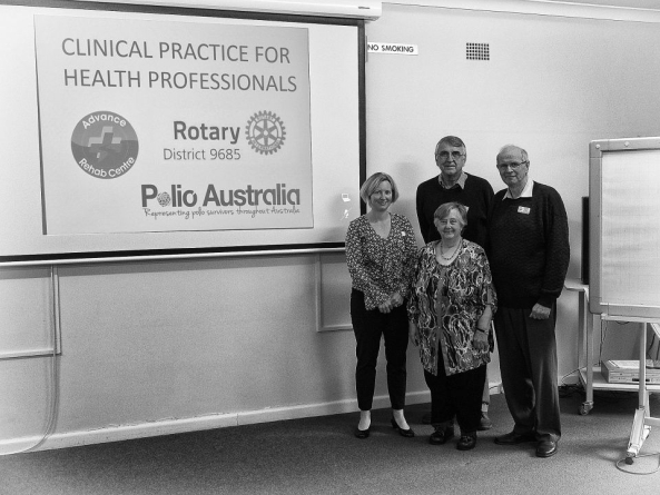 Melissa McConaghy and Merle Thompson with Rotary Club of Katoomba Members 2016